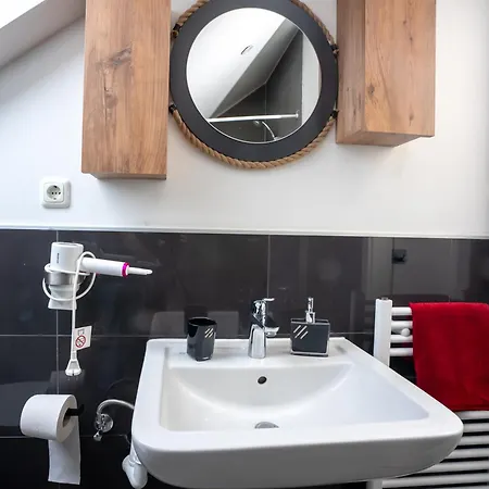 Serviceroom24 - 5 In Wlan - Smart-tv - 24-7 Check-in Und Kuche شقة Oer-Erkenschwick